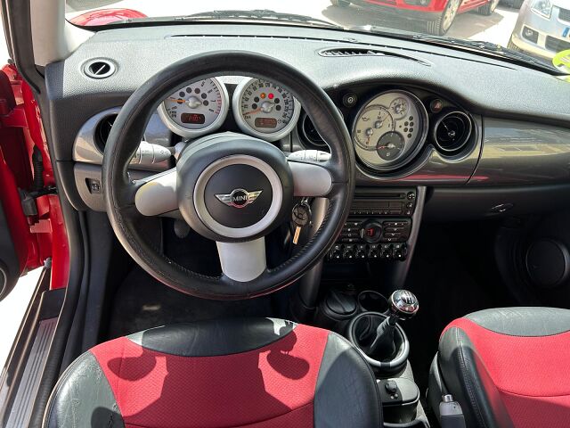 MINI COOPER 1.6 SPANISH LHD IN SPAIN 135000 MILES SUPERB LITTLE CAR 2005